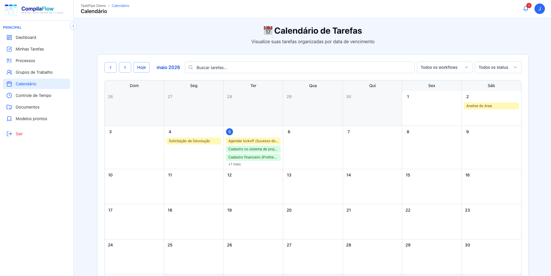 Calendário de tarefas do CompilaFlow organizadas por data de vencimento